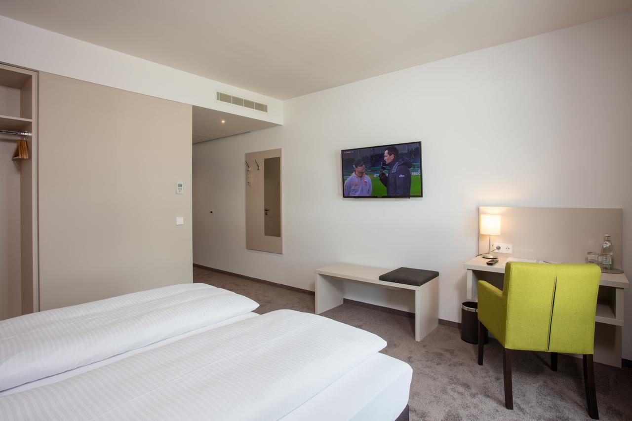 Hotel Am Campus Ingolstadt Zewnętrze zdjęcie
